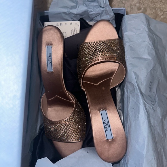 Prada Modellerie 75MM Crystal-Embellished Mules copper - Picture 6 of 16